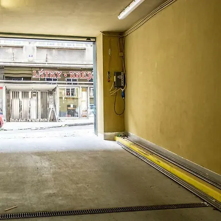 Appartamento Design 3bdr In Residence, Free Parking