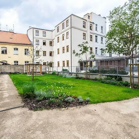 Appartamento Design 3bdr In Residence, Free Parking Praga