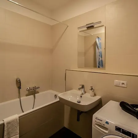 Design 3bdr In Residence, Free Parking Appartamento