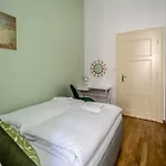 Apartment Design 3bdr In Residence, Free Parking *
