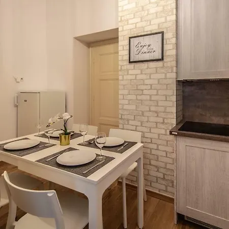 Design 3bdr In Residence, Free Parking * Praga