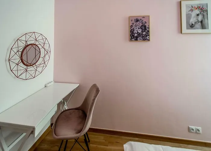 Design 3bdr In Residence, Free Parking * Prague