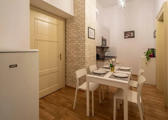 Appartamento Design 3bdr In Residence, Free Parking *