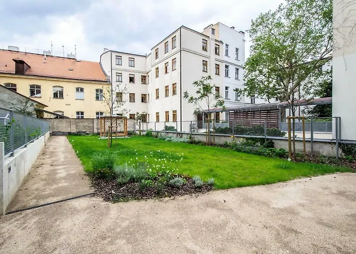 Appartamento Design 3bdr In Residence, Free Parking Praga