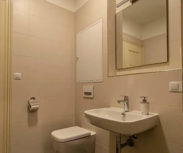 Design 3bdr In Residence, Free Parking Appartamento