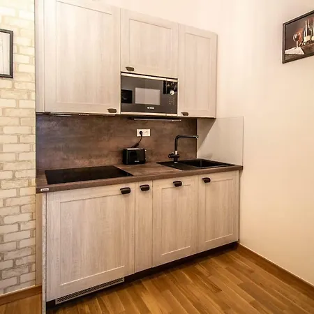 Apartamento Design 3bdr In Residence, Free Parking Praga